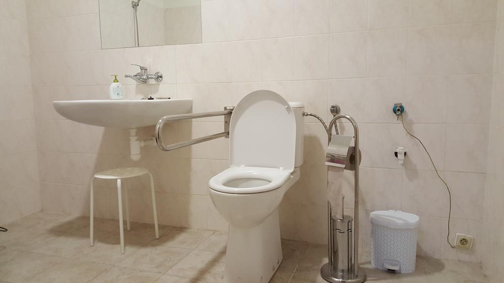 فندق Penzion Eqilon Mělník المظهر الخارجي الصورة